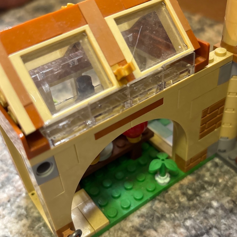 LEGO Harry Potter Hogwarts Astronomy Tower 75969 Multi Tan Excellent Minifigures - Picture 11 of 12